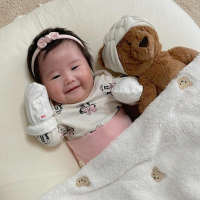 newborn and baby girl mini bow headband