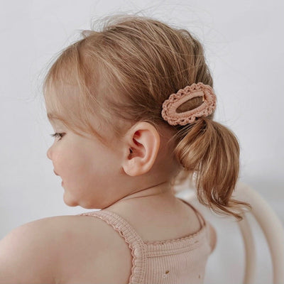 girls crochet hair clip in rose color