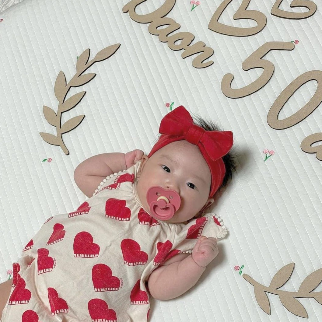baby ribbon bow headband in red color