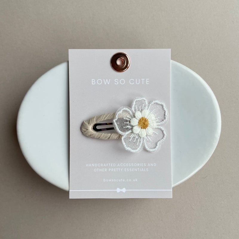 Whimsical Daisy Hair Clip