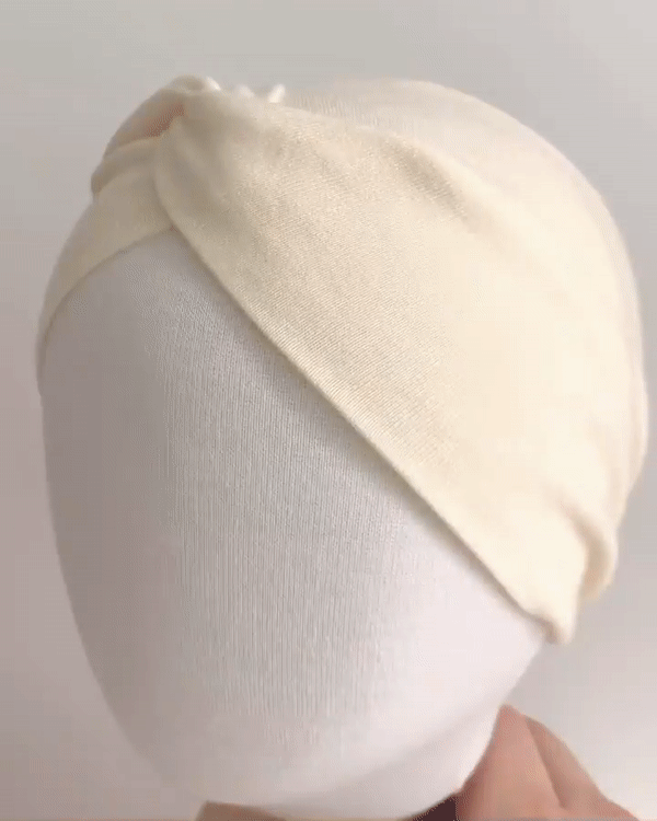 babies reversible headband in cream color